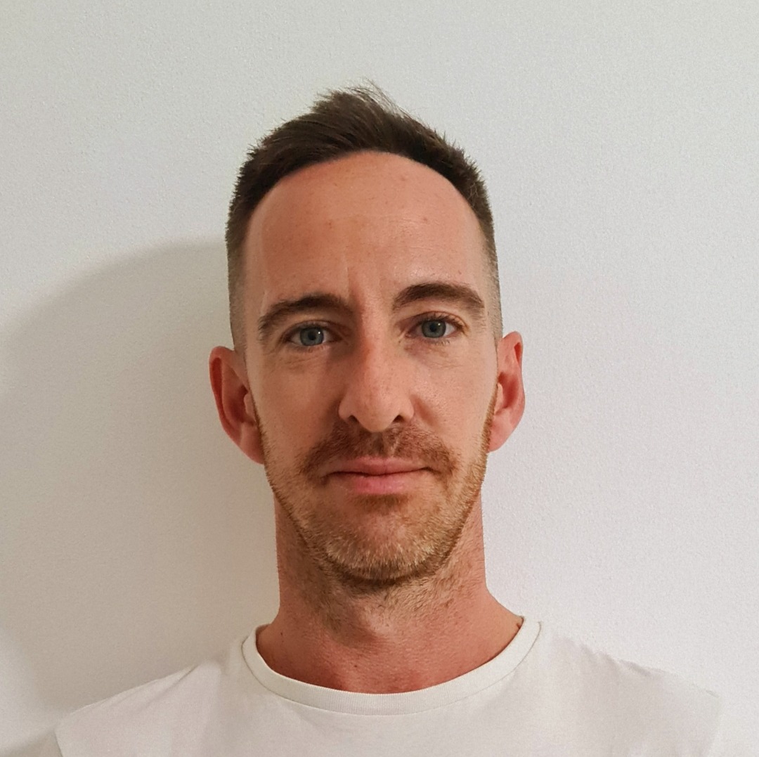 Neil, founder of The British Smile Co.